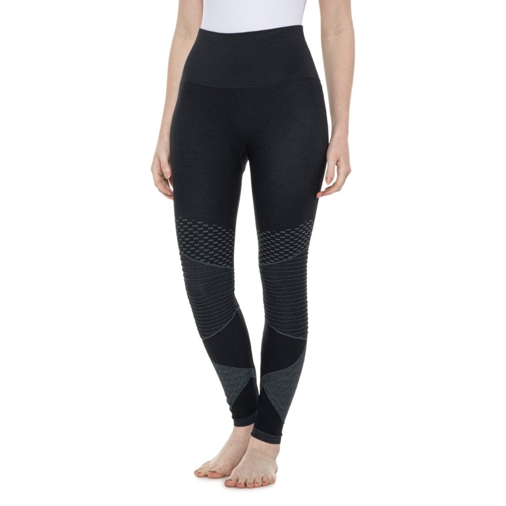 Spanx Look At Me Now Seamless Moto Leggings XS